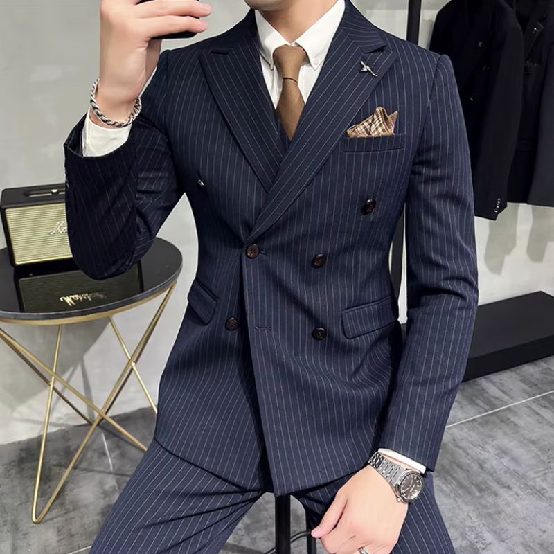 striped two piece suit, double breasted men’s suit, slim fit men’s suit, elegant formal suit, modern men’s suit