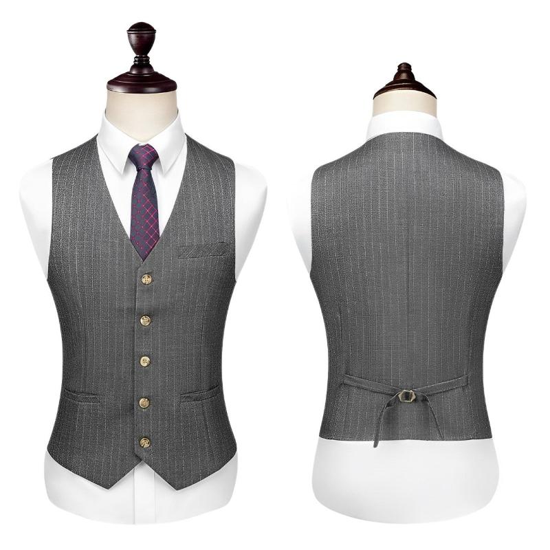 suit, men’s suit, Men’s Striped Suit, Men’s Striped Double-Breasted Suit, Men’s Gray Striped Double-Breasted Suit, Men’s Gray Double-Breasted Suit, Men’s Double-Breasted Suit, Men's Double-Breasted Suit, Gray Double-Breasted Suit, english double-breasted suit, double-breasted suit