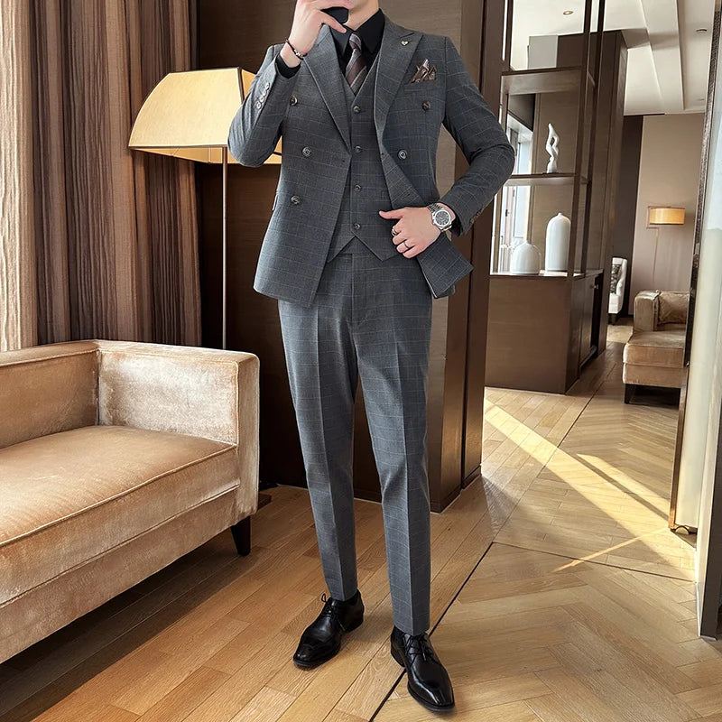 suit, Slim Fit Suit, Plaid Suit, plaid men’s suit, modern men’s suit, men’s suit, Men’s Plaid Suit, Men’s Double-Breasted Suit, formal men’s suit