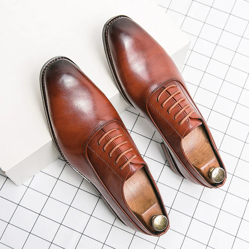 men’s oxford shoes, classic formal shoes, elegant business footwear, synthetic leather oxford, timeless dress shoes, Maximus oxford shoes