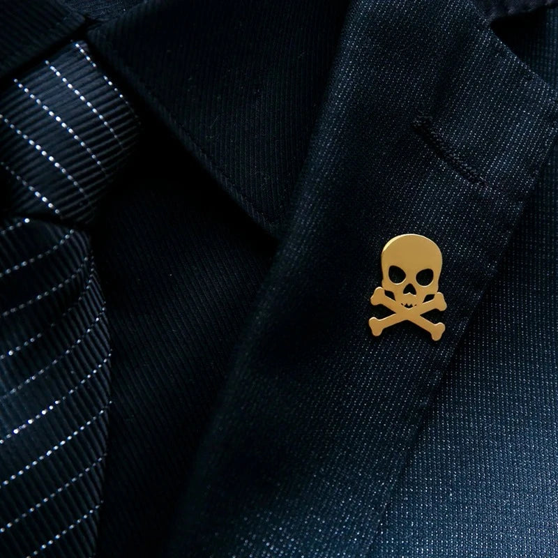 suit brooch, skull suit brooch, skull brooch, modern suit accessories, men’s suit brooch, men’s skull lapel pin, men’s lapel pin accessory, gothic lapel pin men, brooch