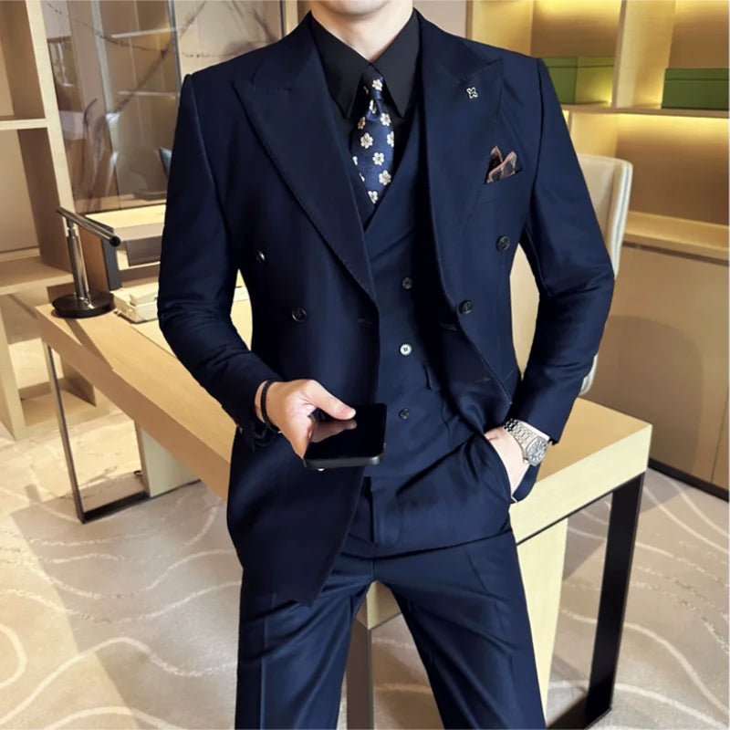 suit, Men's Suit, Men's Style Suit, Men's Style Double-Breasted Suit, Men's Double-Breasted Suit, double-breasted suit