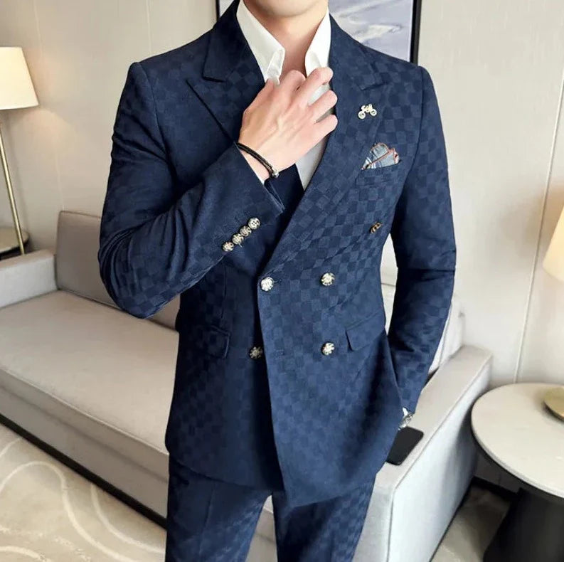 checkered two piece suit, double breasted men’s suit, slim fit men’s suit, elegant men’s suit, modern formal suit