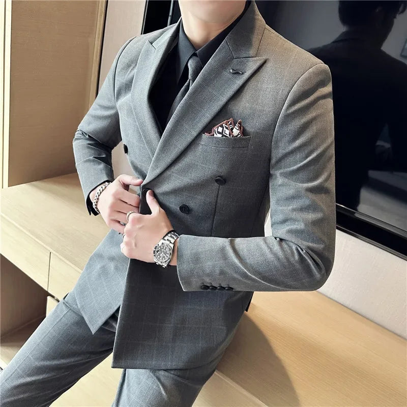 suit, Slim Fit Suit, Plaid Suit, plaid men’s suit, men’s suit, men’s slim fit suit, Men’s Plaid Suit, Men’s Double-Breasted Suit, formal men’s suit, executive men’s suit