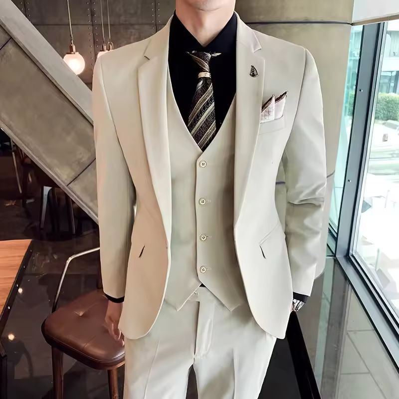 suit, modern men’s suit, men’s suit, men’s formal suit, men’s business suit, english style suit
