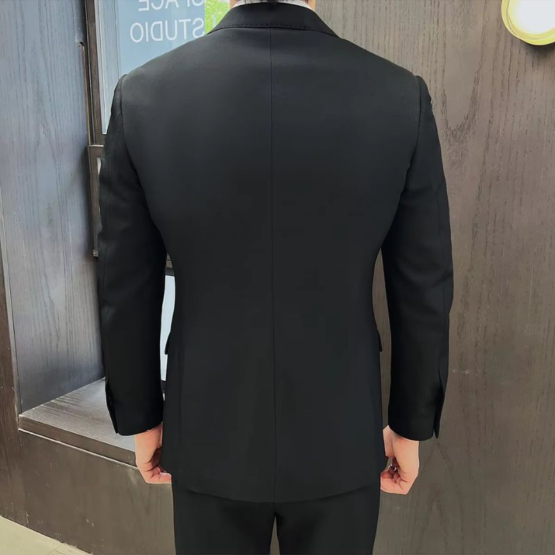 suit, slim fit men’s suit, men’s suit, Men's Slim Suit, Maximus Men's Slim Suit, Luxury Suit, Luxury men's Suit