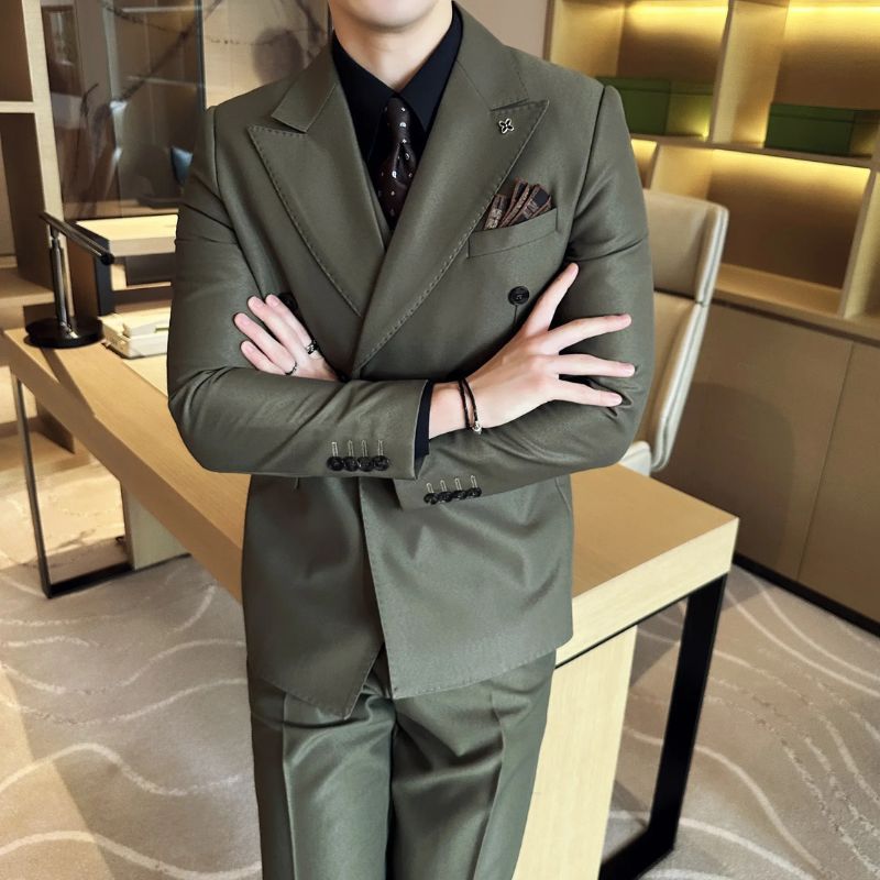 double-breasted suit, slim fit men’s suit, smart casual suit, formal men’s outfit, Maximus suit
