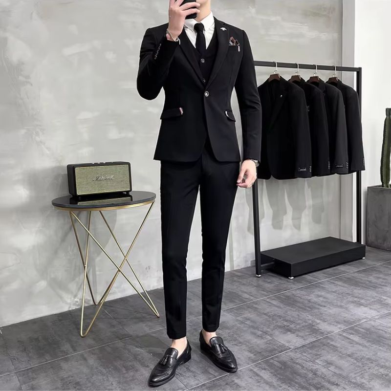 three-piece suit, suit, solid men’s suit, modern men’s suit, men’s suit, men’s slim fit suit, formal men’s suit
