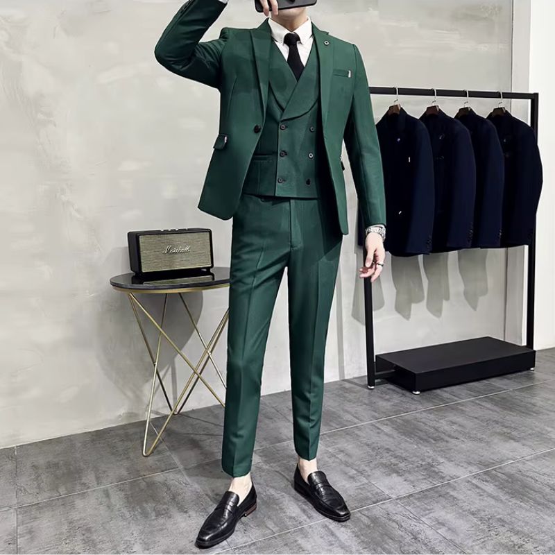 three-piece suit, suit, solid men’s suit, modern men’s suit, men’s suit, men’s slim fit suit, formal men’s suit