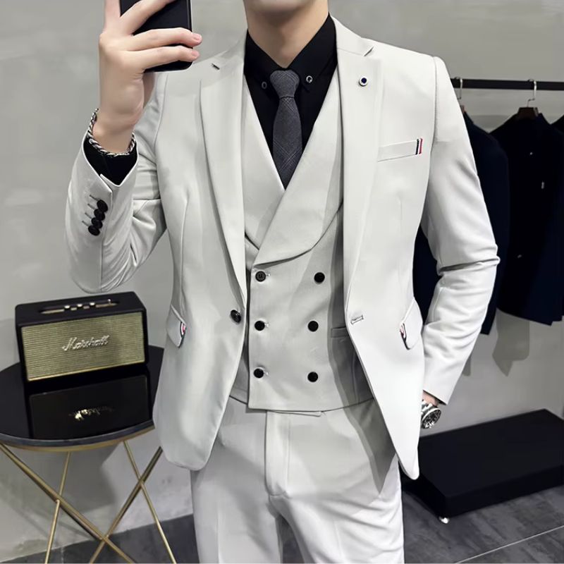 three-piece suit, suit, solid men’s suit, modern men’s suit, men’s suit, men’s slim fit suit, formal men’s suit