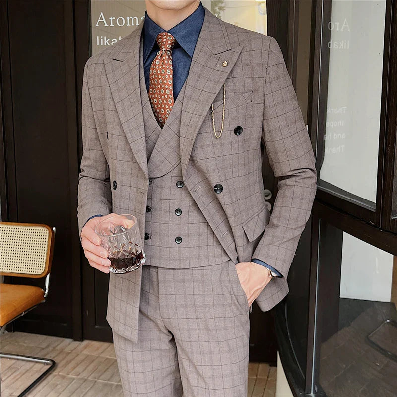 suit, Plaid Suit, men’s suit, Men’s Plaid Suit, Men's Plaid Suit, Men's Double-Breasted Suit, Men's Double-Breasted Plaid Suit, double-breasted suit