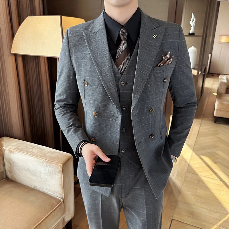 suit, Slim Fit Suit, Plaid Suit, plaid men’s suit, modern men’s suit, men’s suit, Men’s Plaid Suit, Men’s Double-Breasted Suit, formal men’s suit